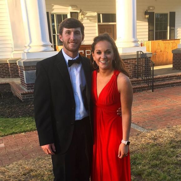 Meet your Posher, Macy - Picture 1 of 1